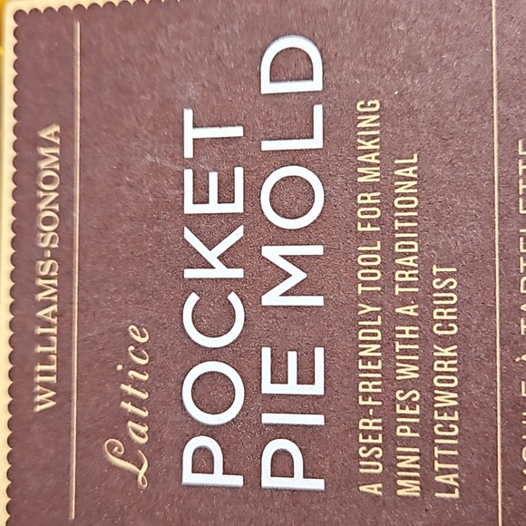 Vintage 2009 NIB William-Sonoma Lattice Pocket Pie Lattice Mold Mini Pie Maker - Picture 8 of 17